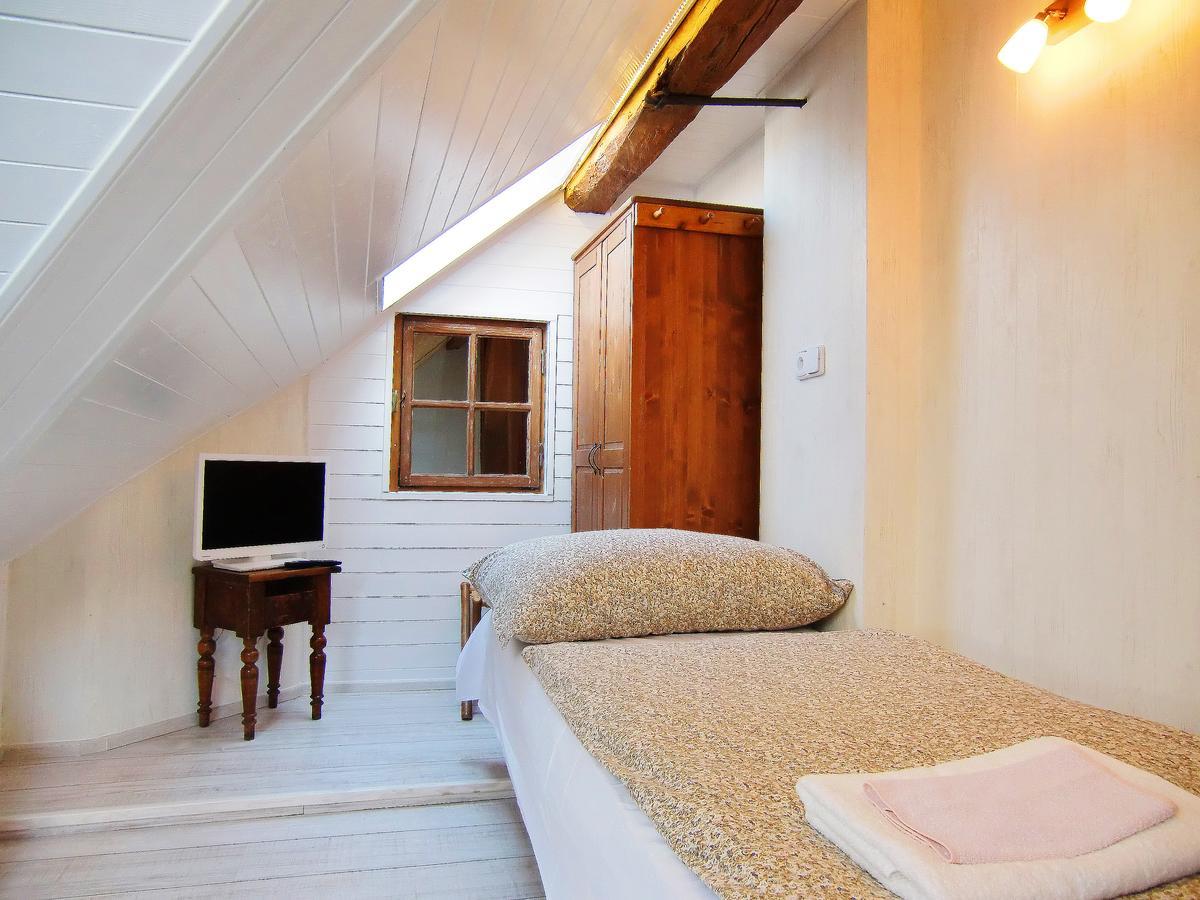 Alice Apartment House Prag Exterior foto